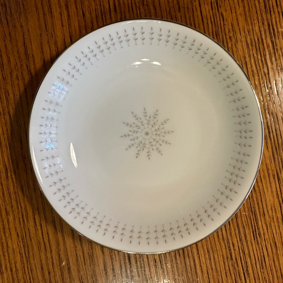 Set of 4 Vintage Hira Fine China of Japan, Mariner Pattern Small 5.5” Bowls - Picture 4 of 5